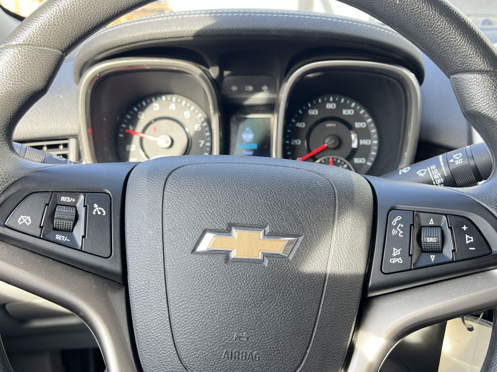 2015 Chevrolet Malibu Image 16
