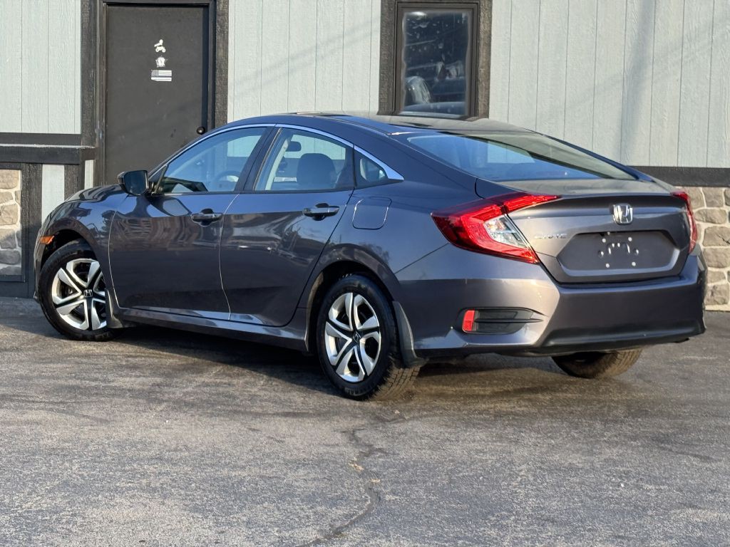 2017 Honda Civic Image 8