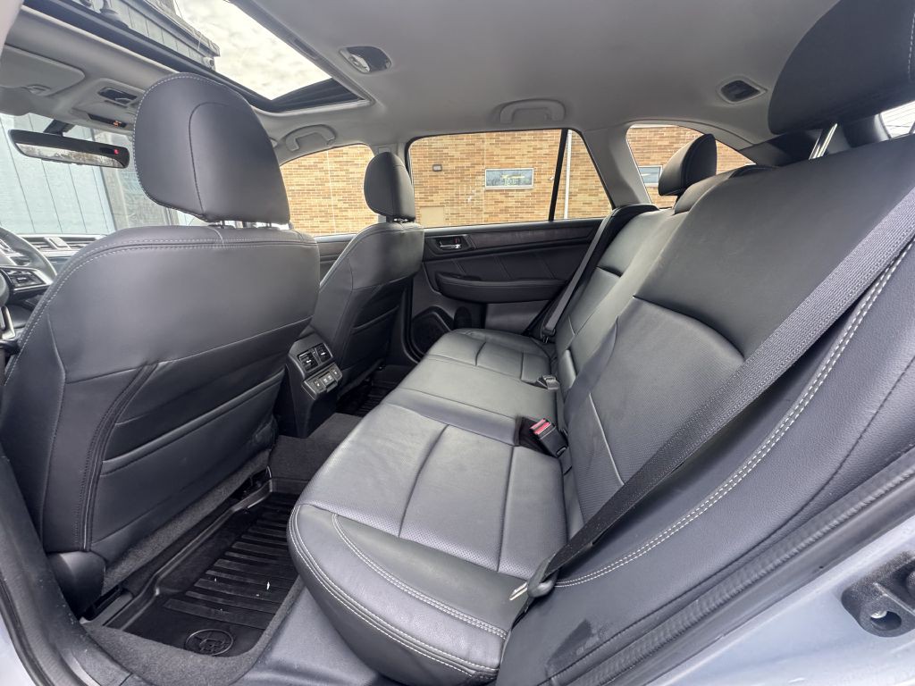 2019 Subaru Outback Image 19