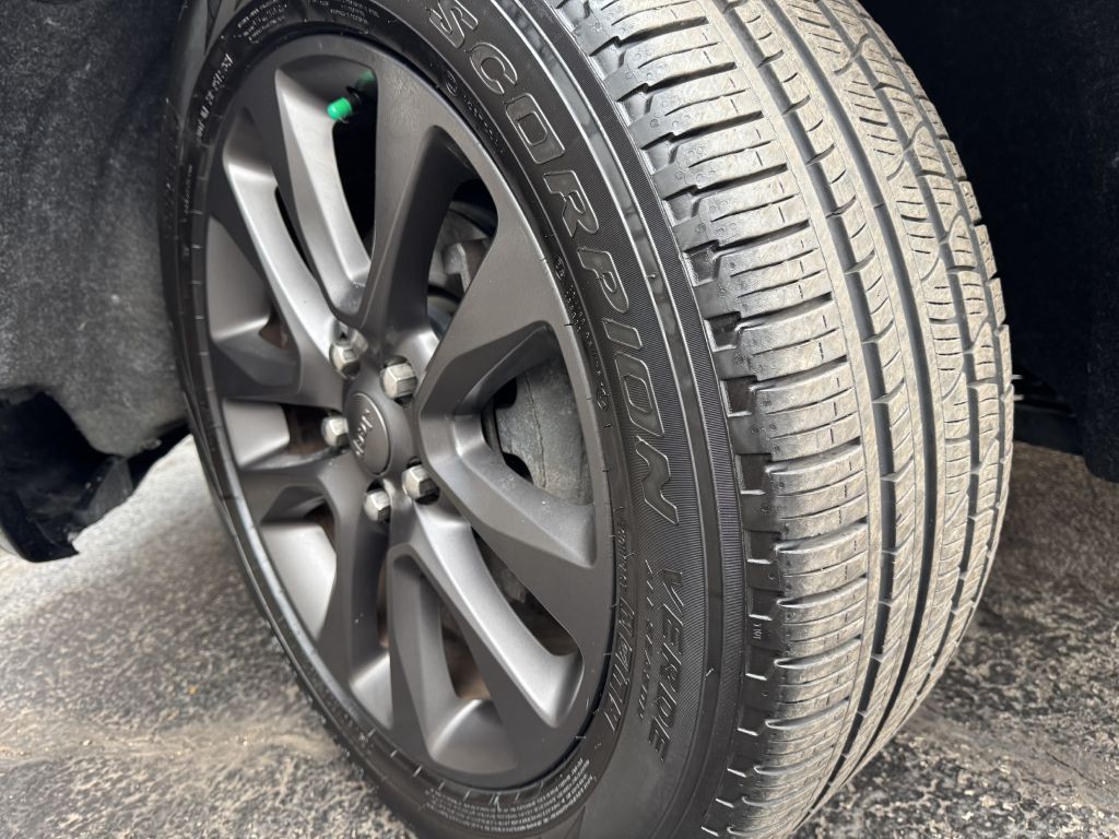 2019 Jeep Grand Cherokee Image 14