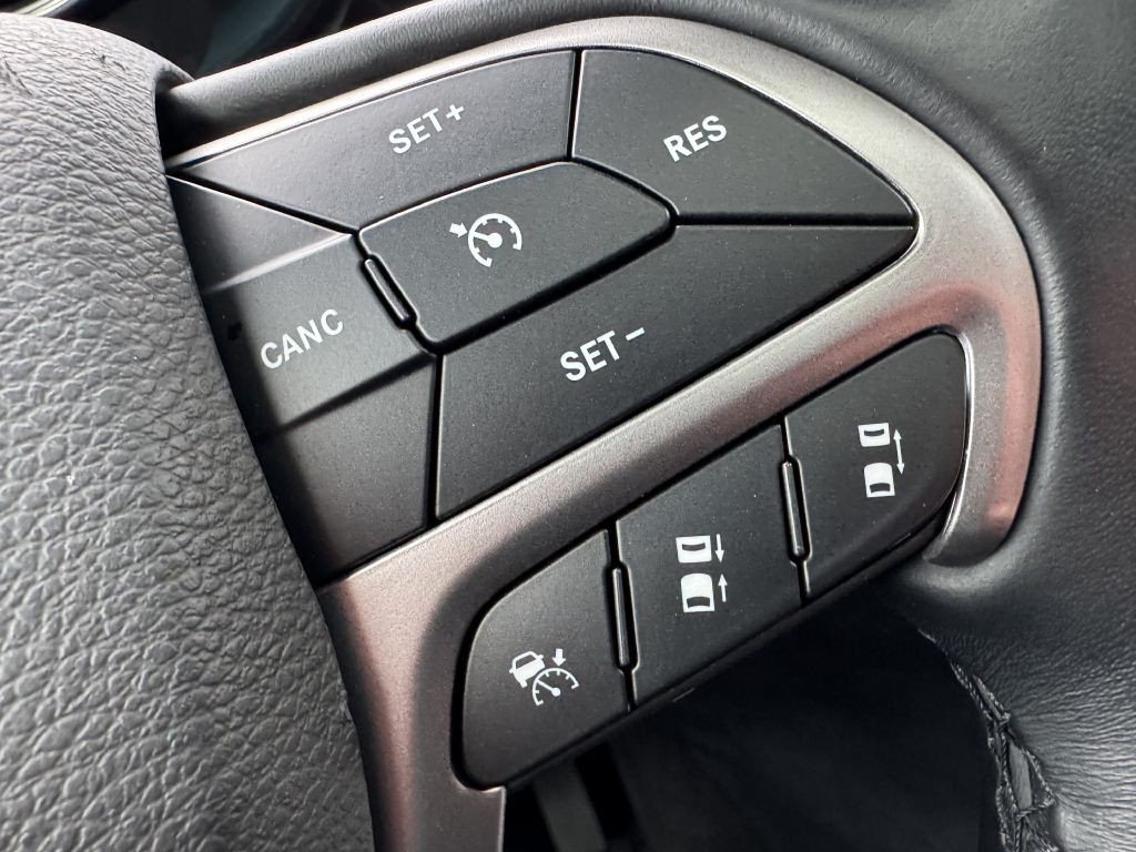 2019 Jeep Grand Cherokee Image 28