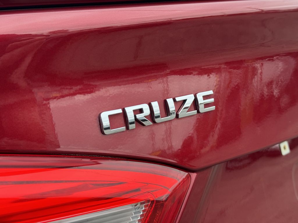 2017 Chevrolet Cruze Image 13