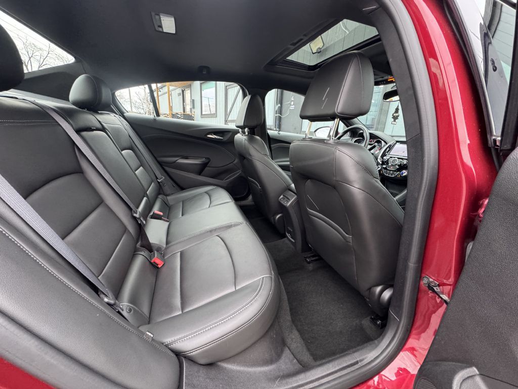 2017 Chevrolet Cruze Image 20