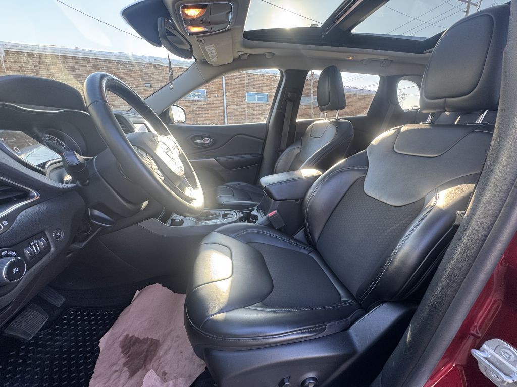 2019 Jeep Cherokee Image 14