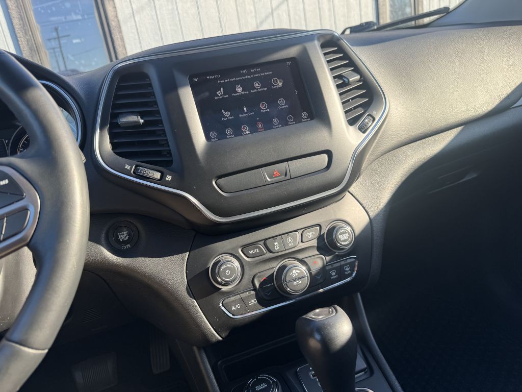 2019 Jeep Cherokee Image 24