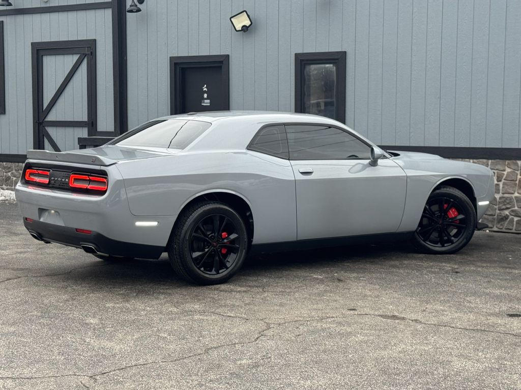 2021 Dodge Challenger Image 11