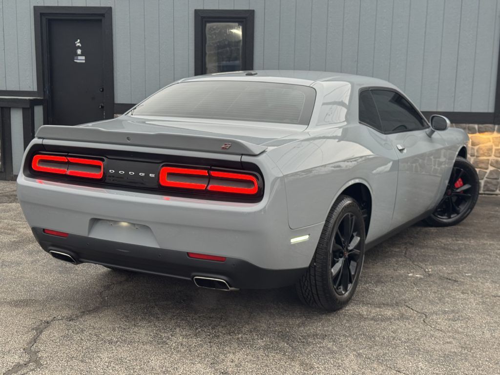 2021 Dodge Challenger Image 12