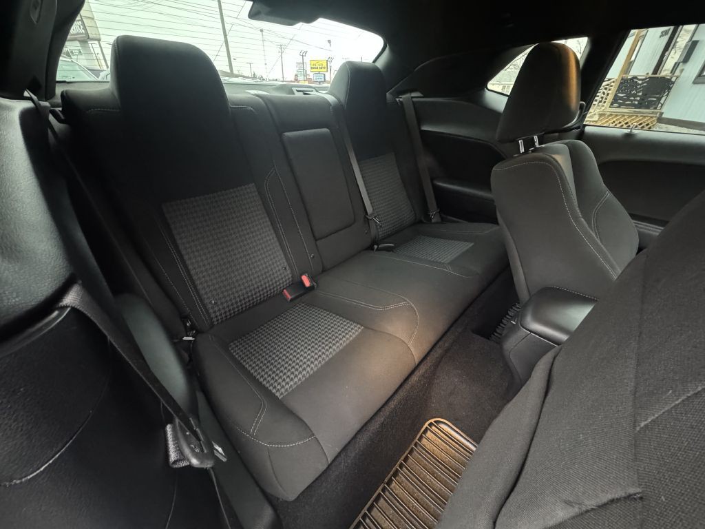 2021 Dodge Challenger Image 18