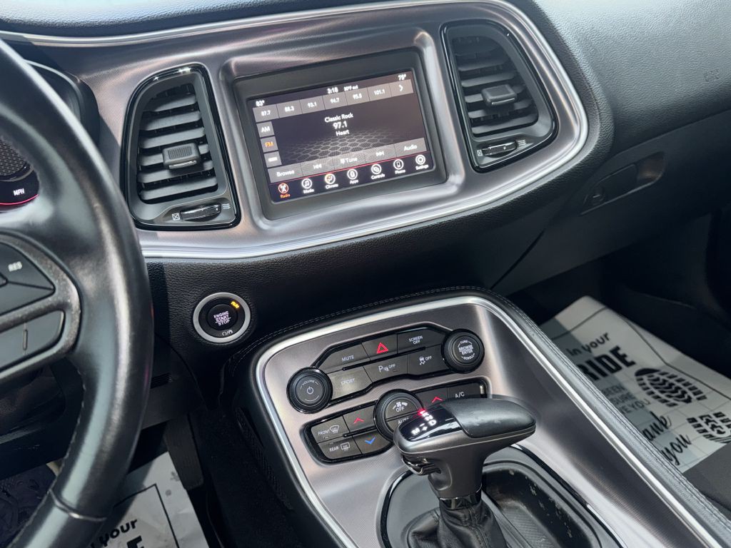 2021 Dodge Challenger Image 23