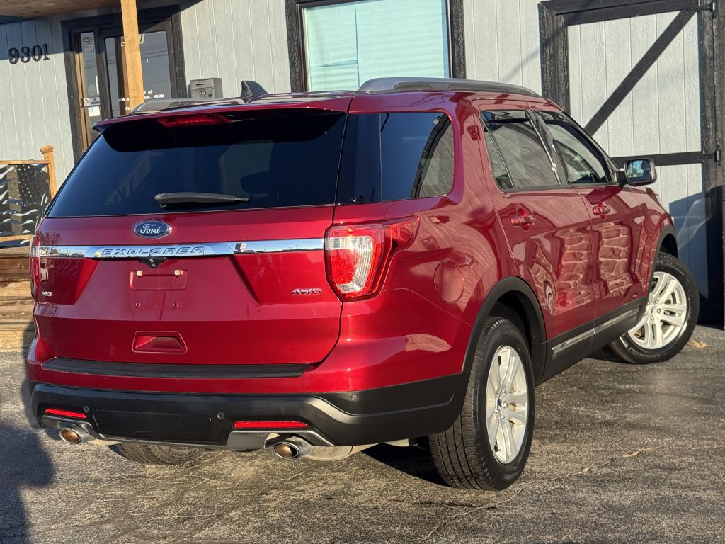 2018 Ford Explorer Image 12