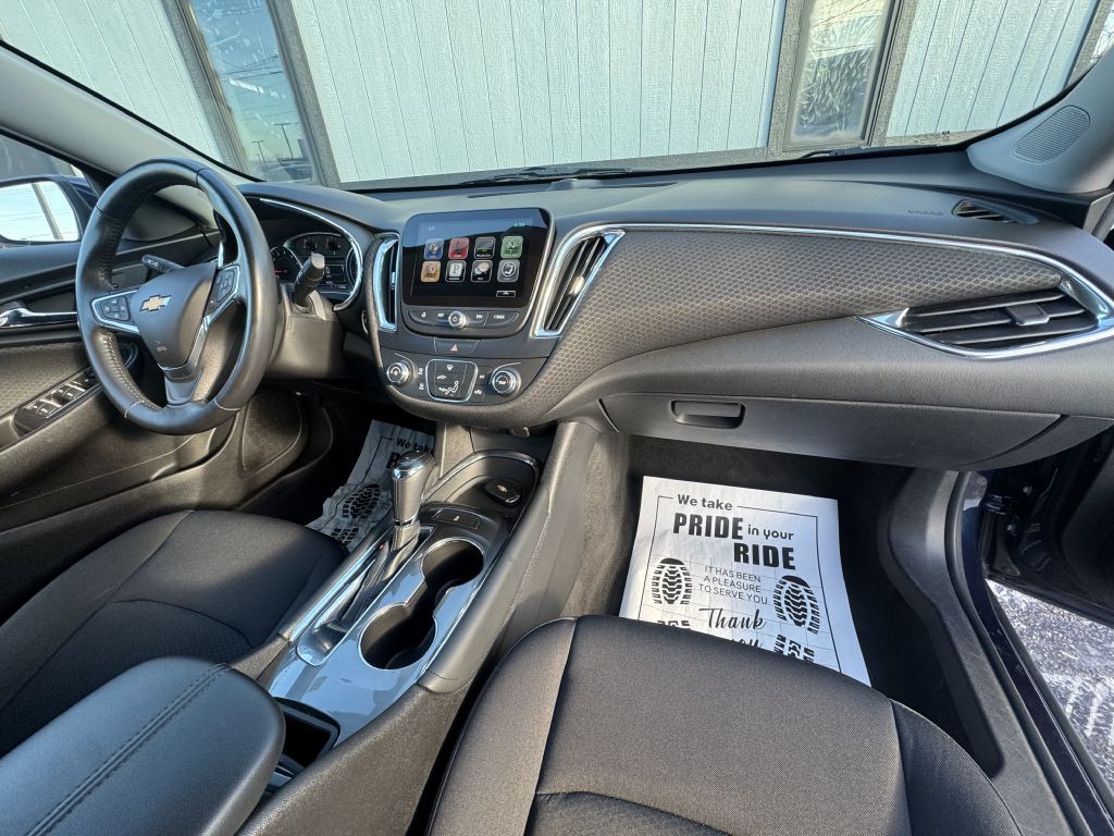 2016 Chevrolet Malibu Image 19