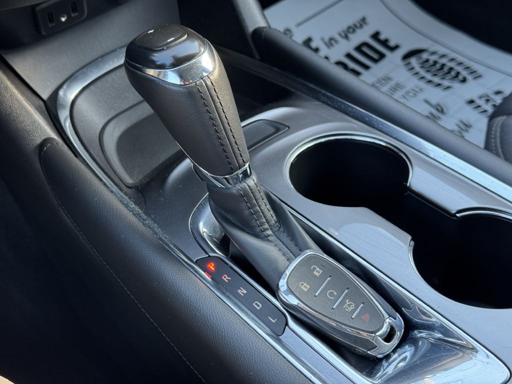 2016 Chevrolet Malibu Image 24