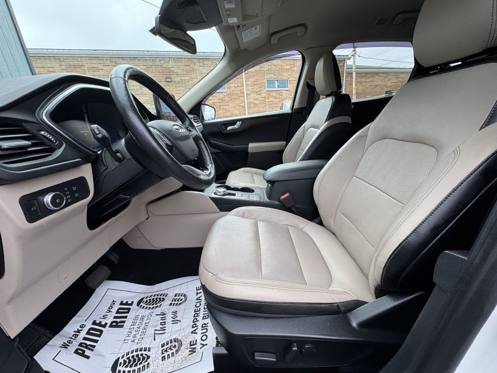 2020 Ford Escape Image 15