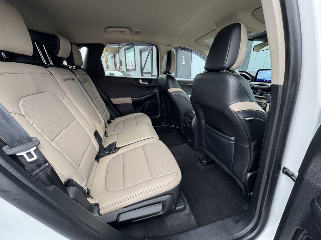 2020 Ford Escape Image 18