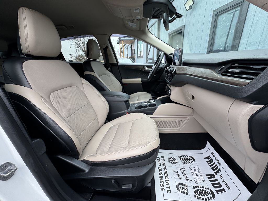 2020 Ford Escape Image 19