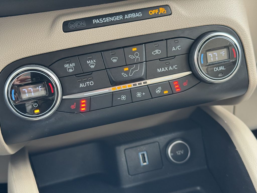 2020 Ford Escape Image 26