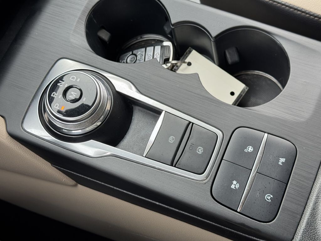 2020 Ford Escape Image 27