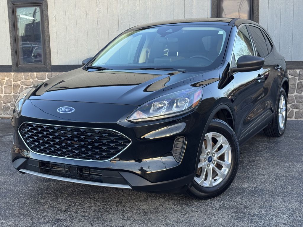2022 Ford Escape Image 3