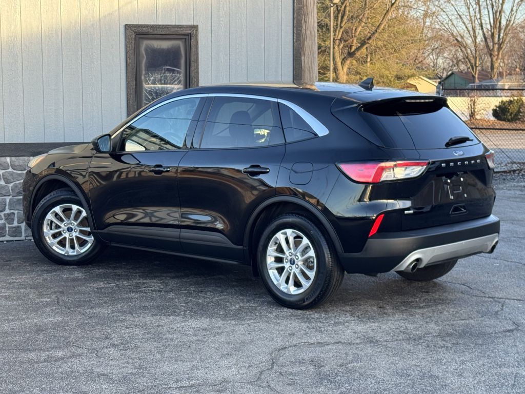 2022 Ford Escape Image 8