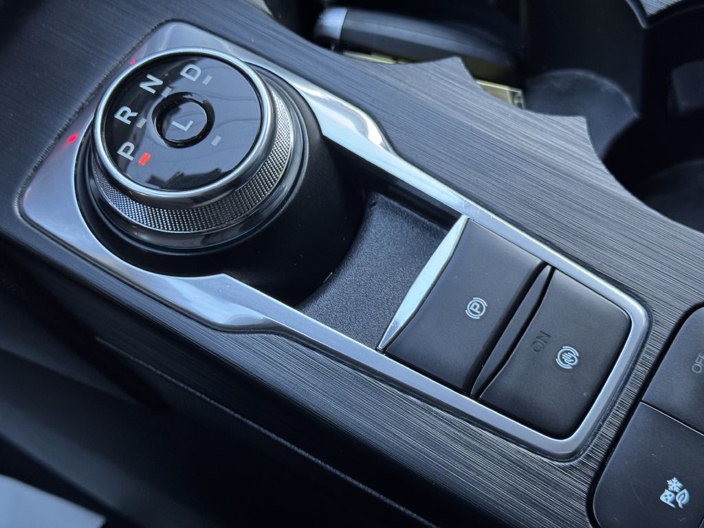 2022 Ford Escape Image 28