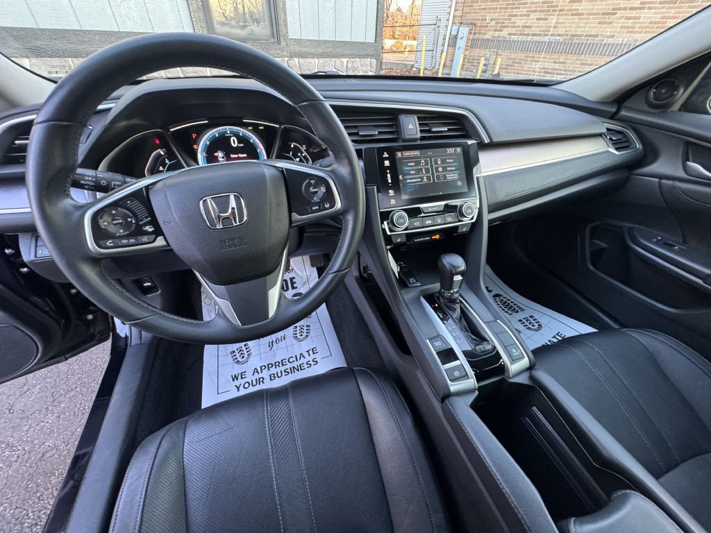 2017 Honda Civic Image 14