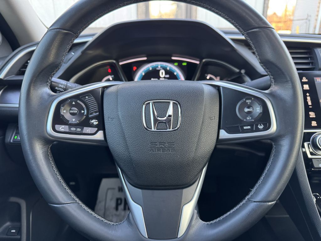 2017 Honda Civic Image 19