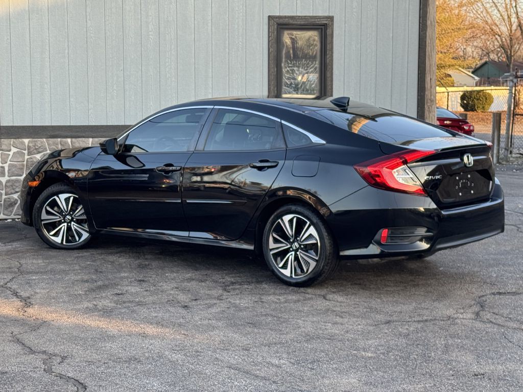 2017 Honda Civic Image 9