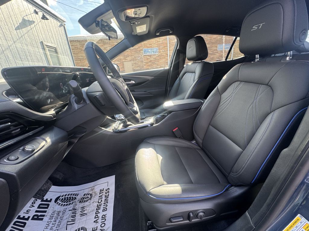 2025 Buick Envista Image 17