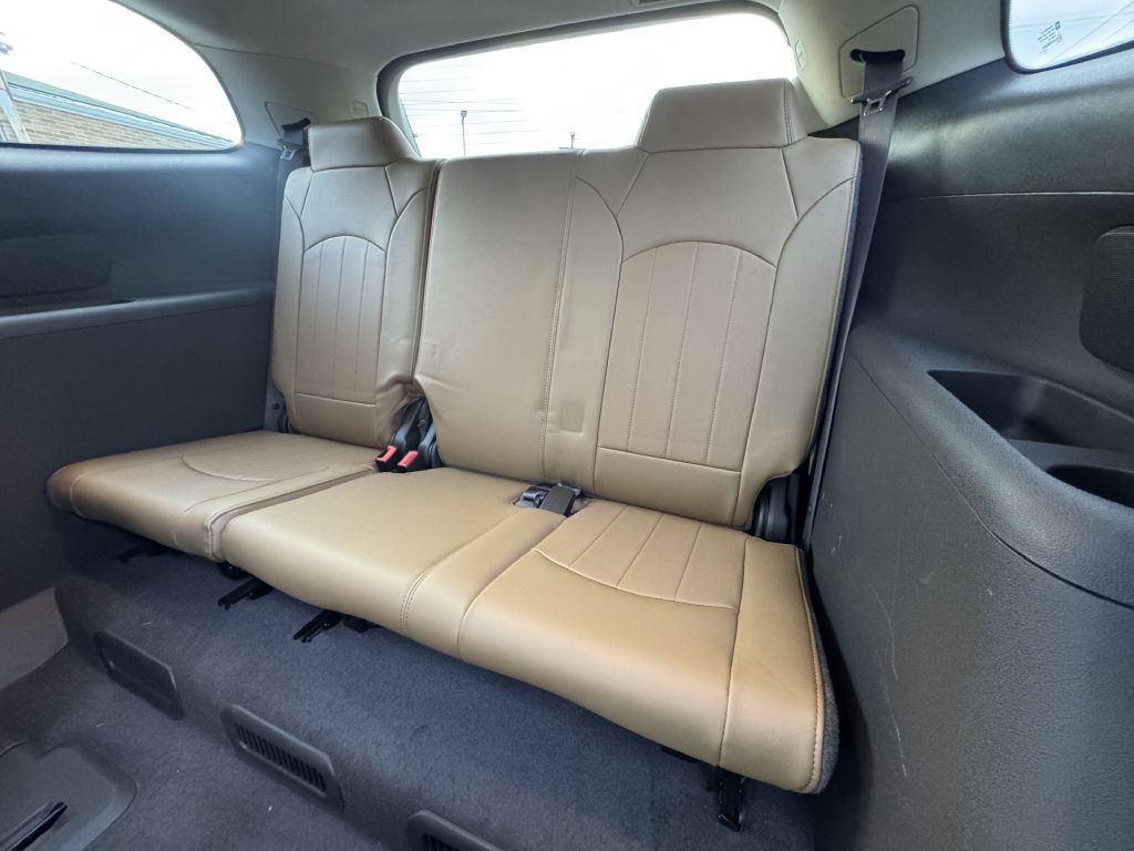 2017 Buick Enclave Image 20