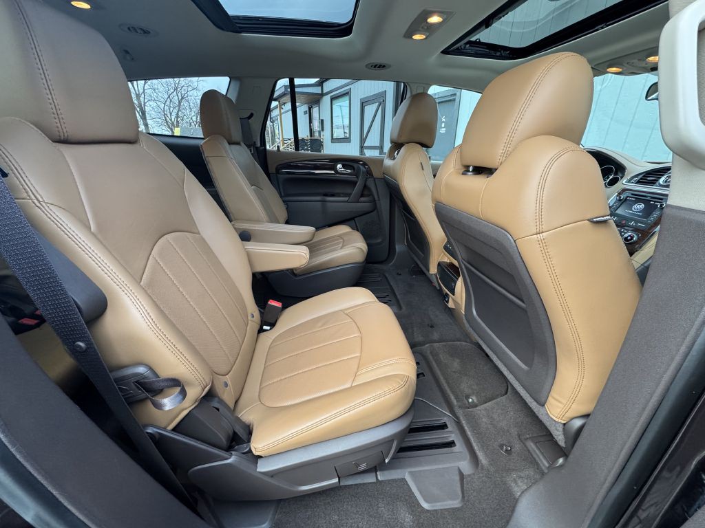 2017 Buick Enclave Image 23