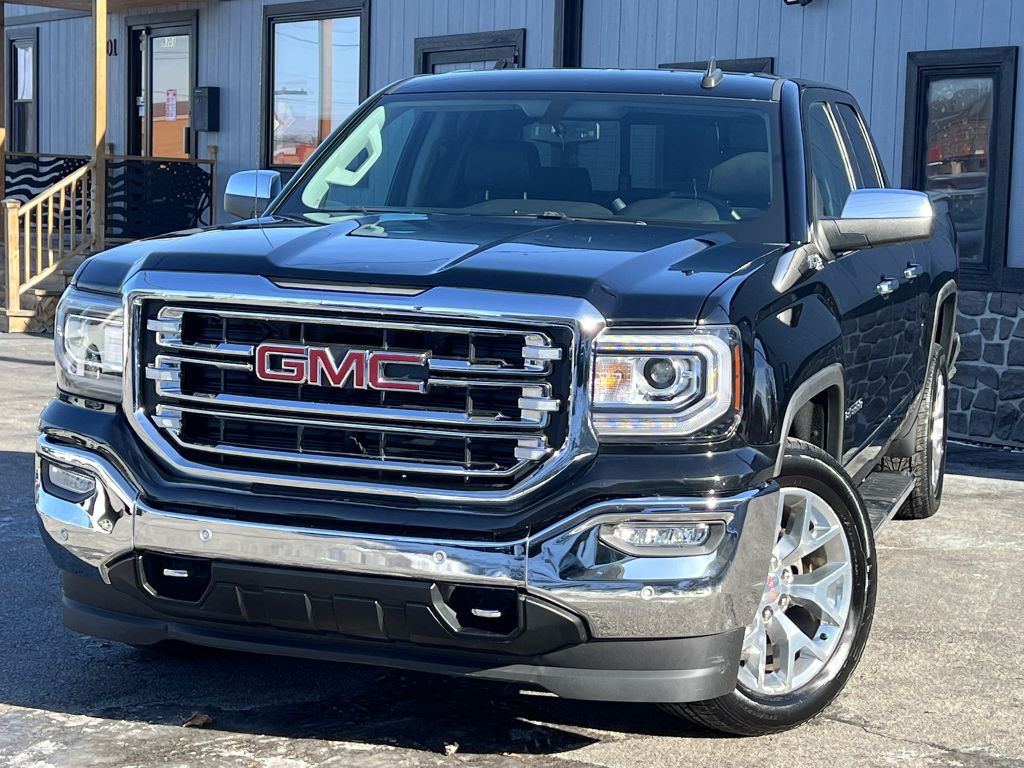 2018 GMC Sierra Image 1