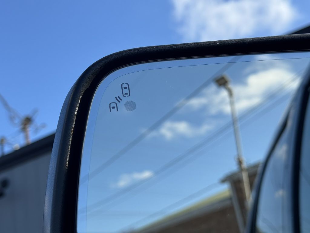 2018 Ford Explorer Image 28