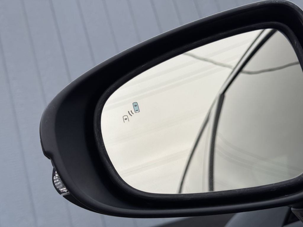 2014 Lexus ES Image 14