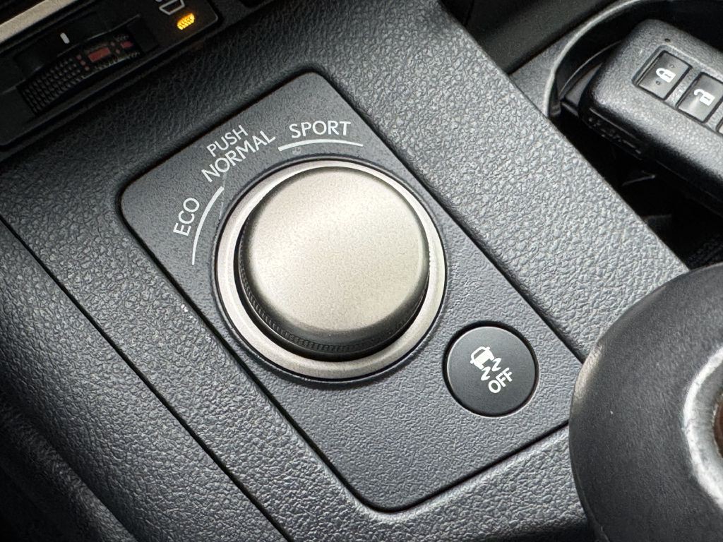 2014 Lexus ES Image 28