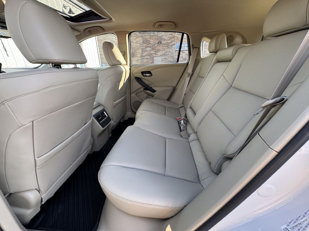 2017 Acura RDX Image 18