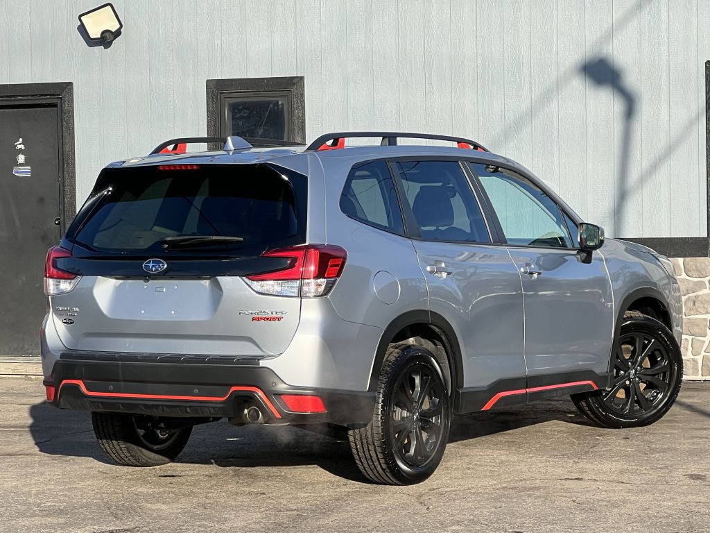 2022 Subaru Forester Image 9