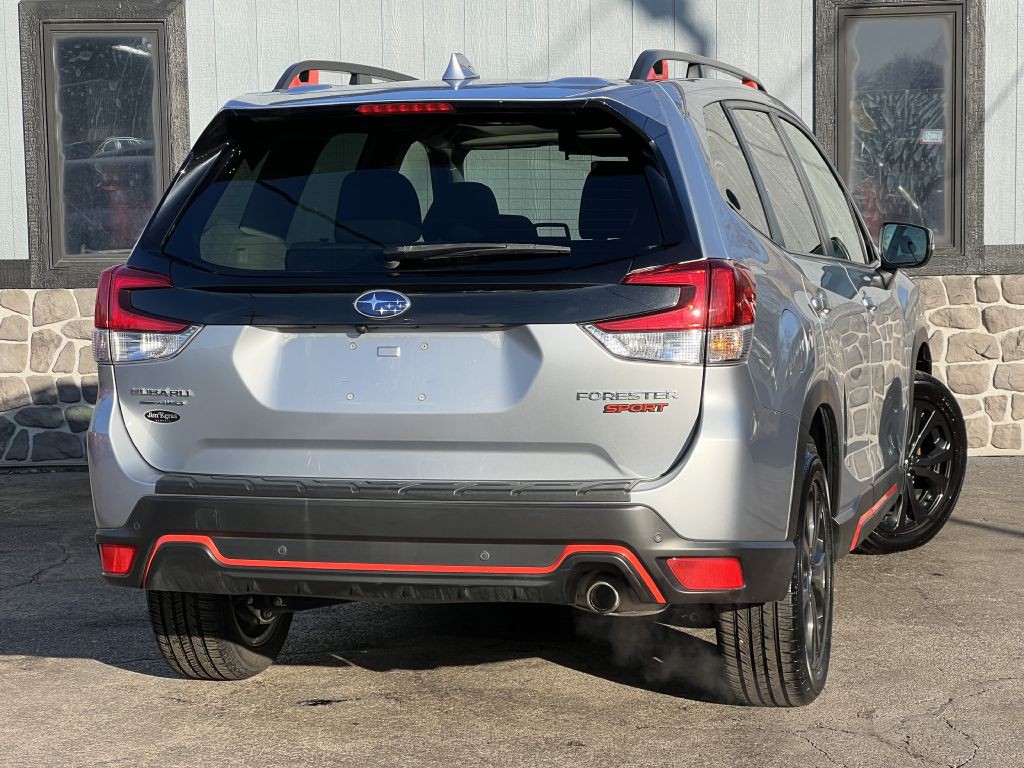2022 Subaru Forester Image 10