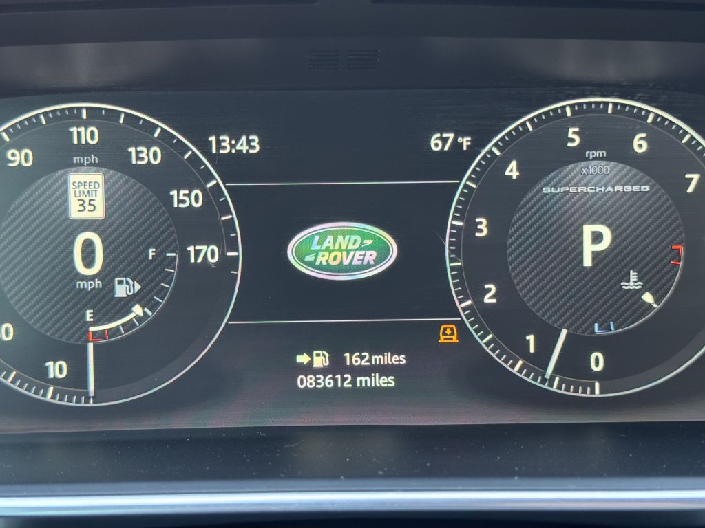 2017 Land Rover Range Rover Image 24