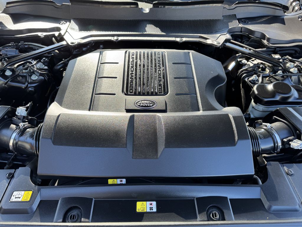 2017 Land Rover Range Rover Image 34