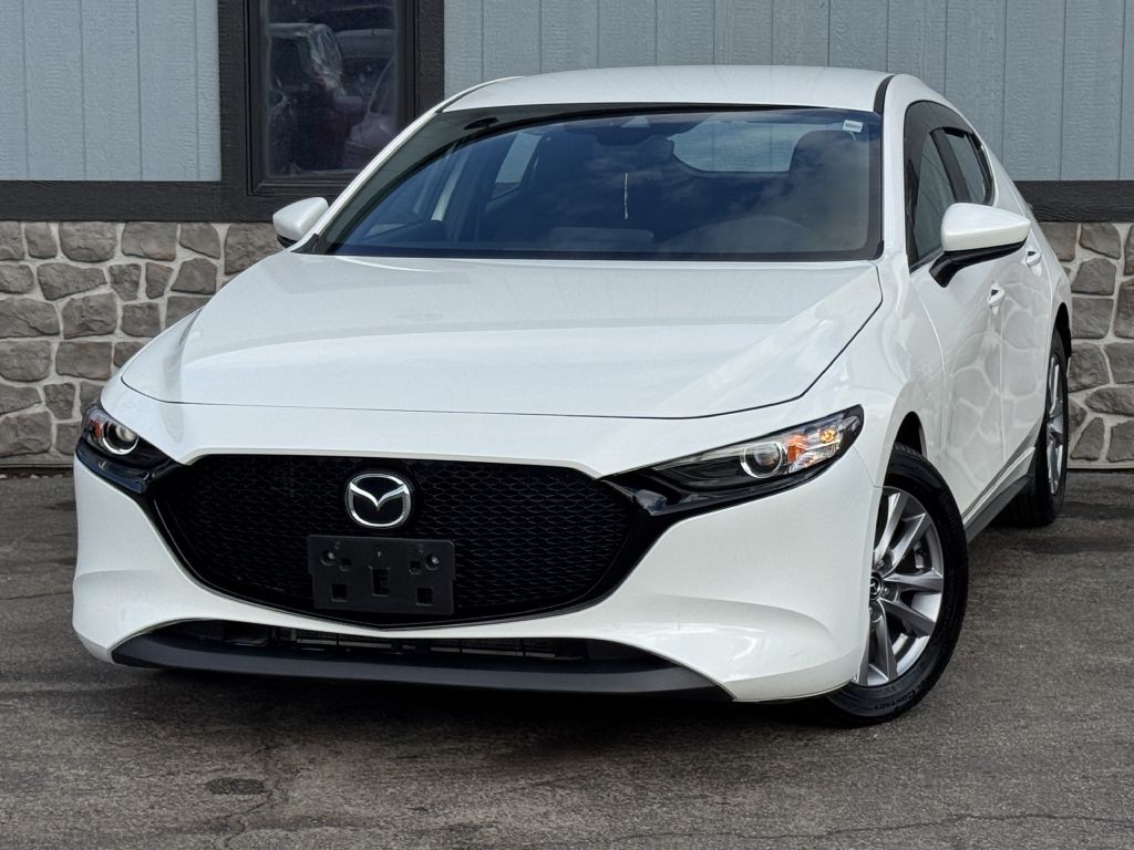 2022 Mazda Mazda3 Image 1