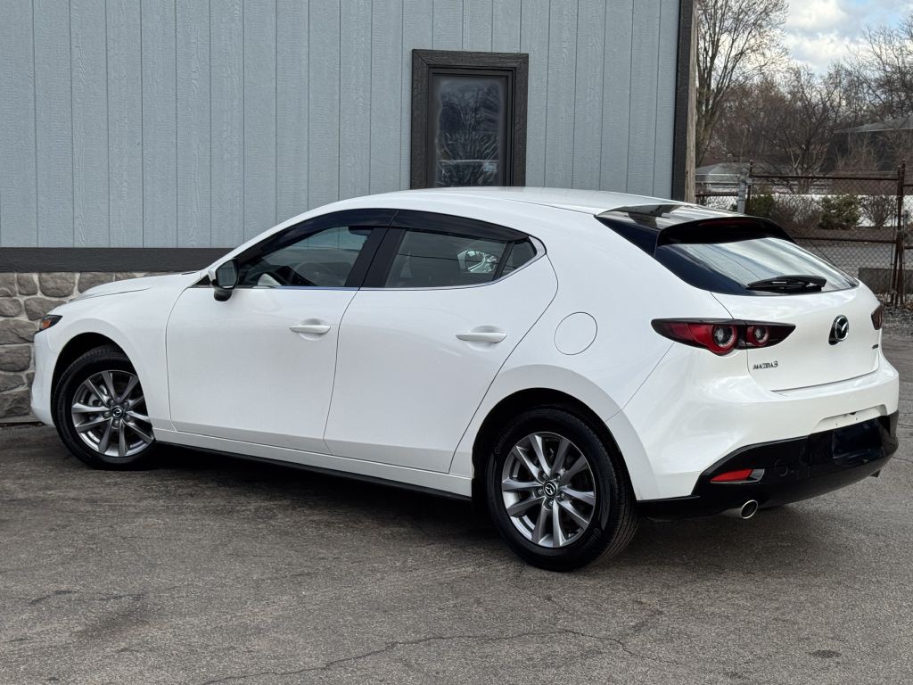 2022 Mazda Mazda3 Image 8