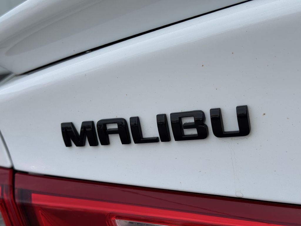 2021 Chevrolet Malibu Image 13