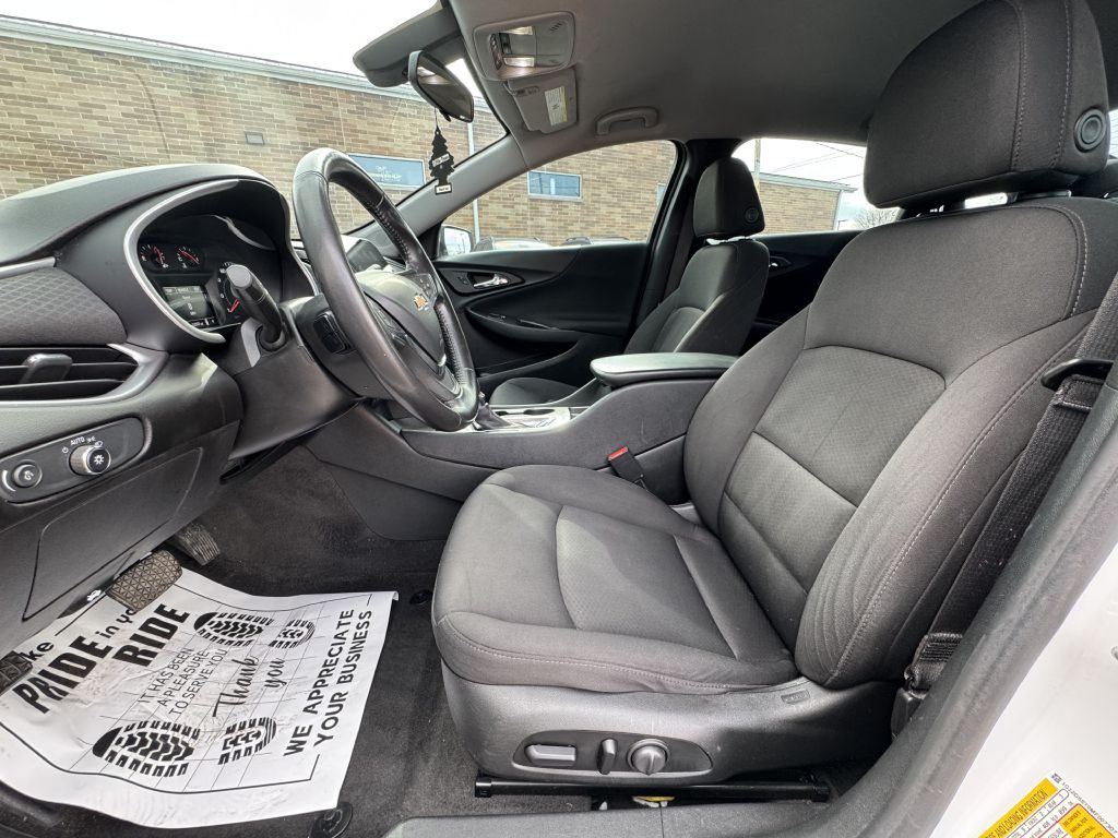 2021 Chevrolet Malibu Image 15