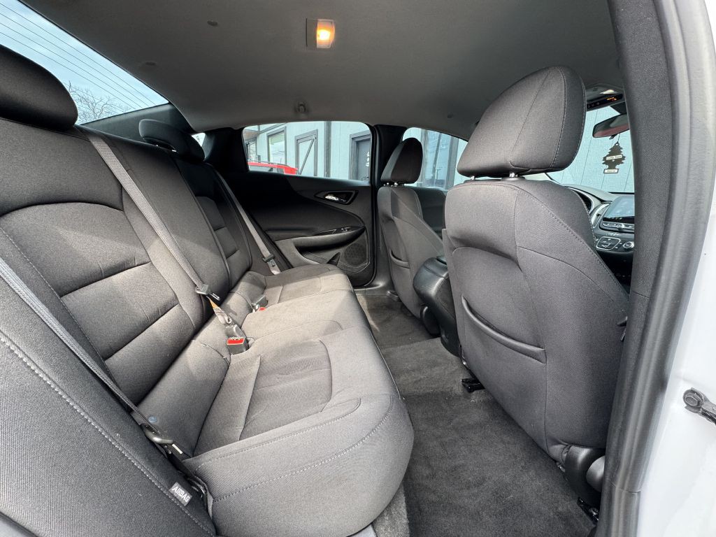 2021 Chevrolet Malibu Image 18