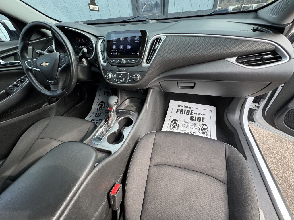 2021 Chevrolet Malibu Image 20