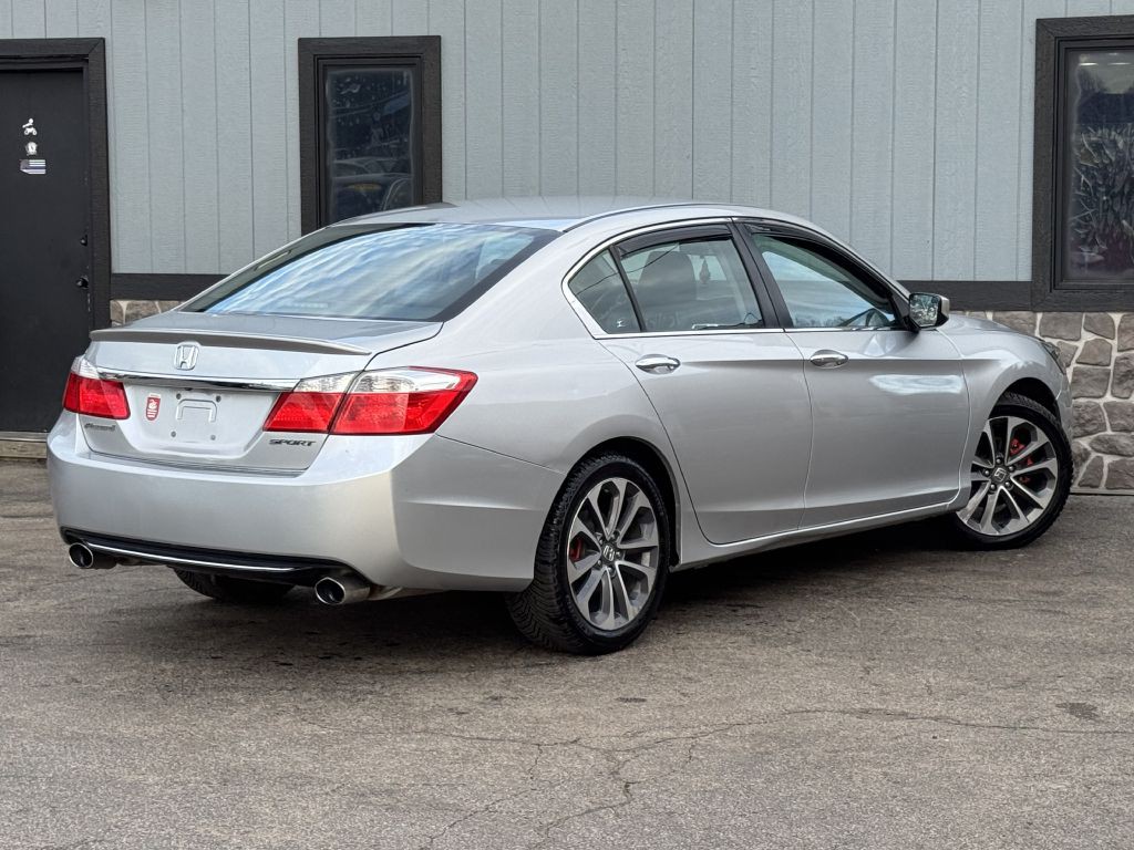 2015 Honda Accord Image 11
