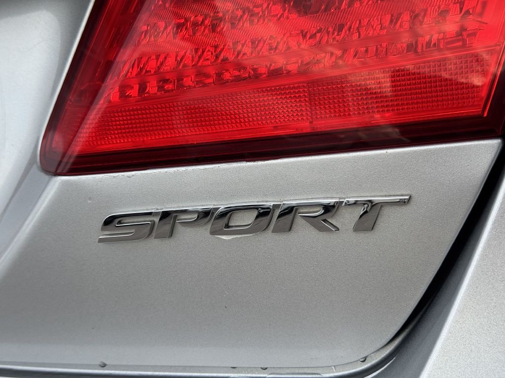 2015 Honda Accord Image 14