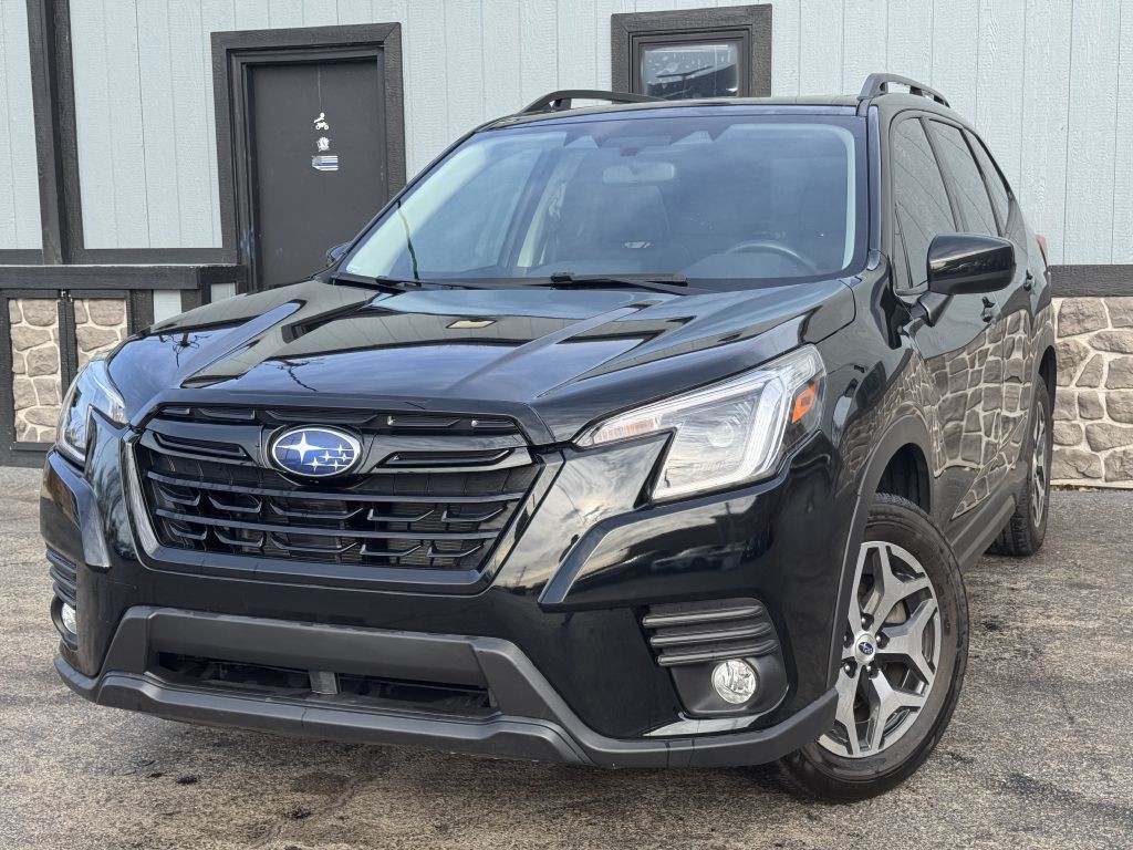 2023 Subaru Forester Image 3