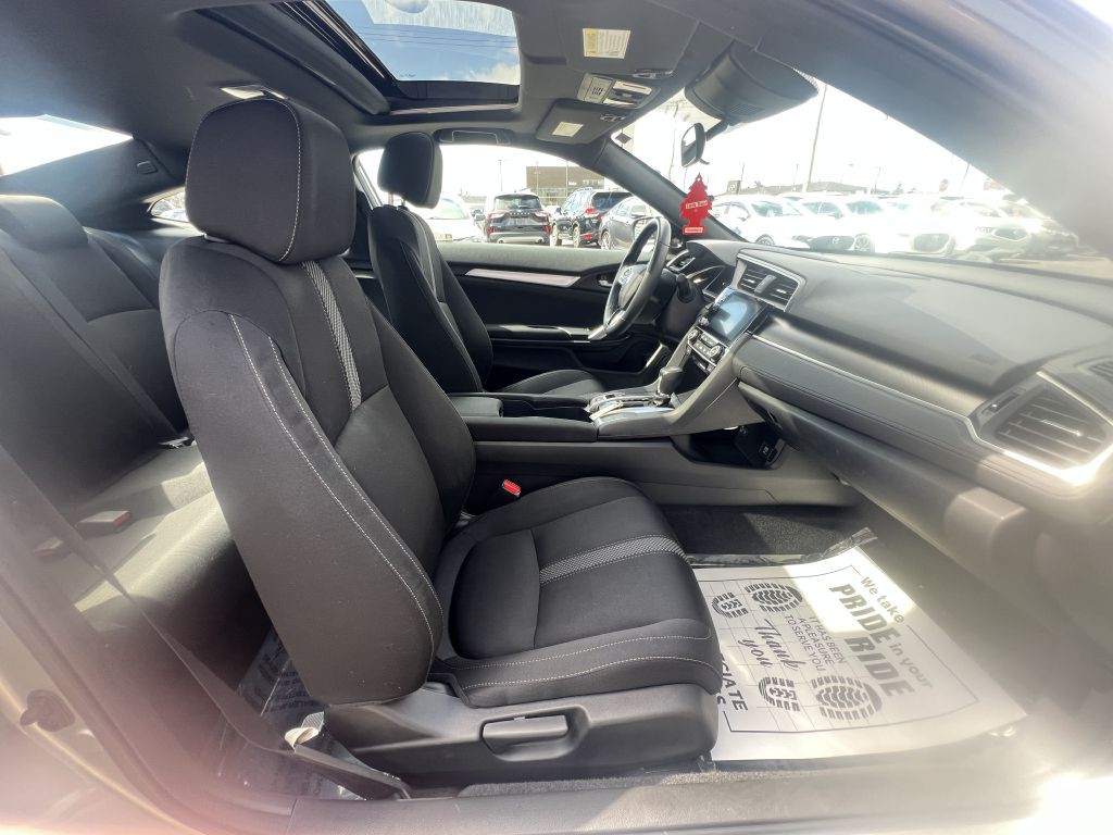 2020 Honda Civic Image 30