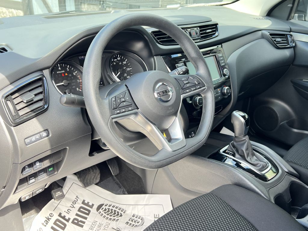 2021 Nissan Rogue Image 15